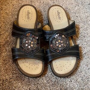 Soft spots sandals size 9W